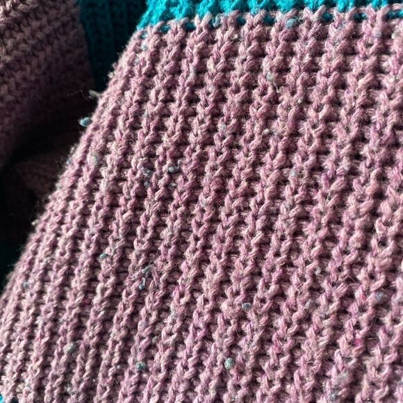 Colour-Block Drop Shoulder  Ribbed Knit Sweater✨ - Picture 2 of 3